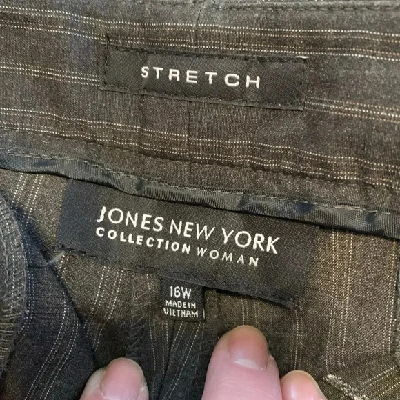 JNY lightweight grey pantsuit 20W/16W - Picture 13 of 16